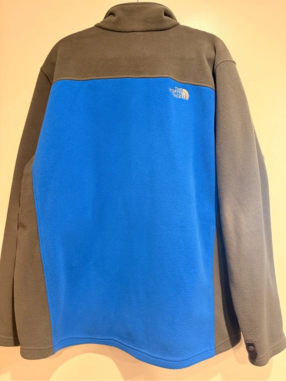 The North Face Men's Blue and Gray Full-Zip Fleece Jacket